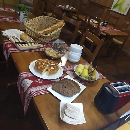 Relais D'issenheim Table D'hotes Issenheim