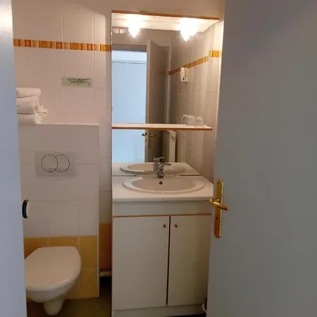 ホテル Relais D'issenheim Table D'hotes 3*