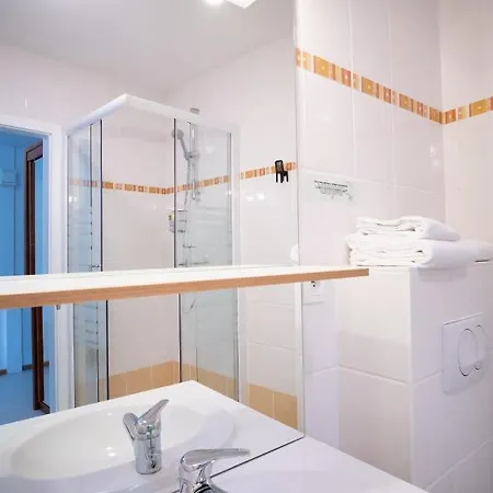 ホテル Relais D'issenheim Table D'hotes 3*