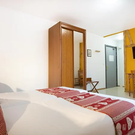 Relais D'issenheim Table D'hotes ホテル 3*