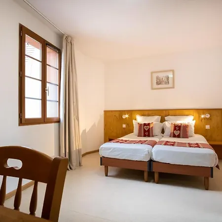 Relais D'issenheim Table D'hotes 3*